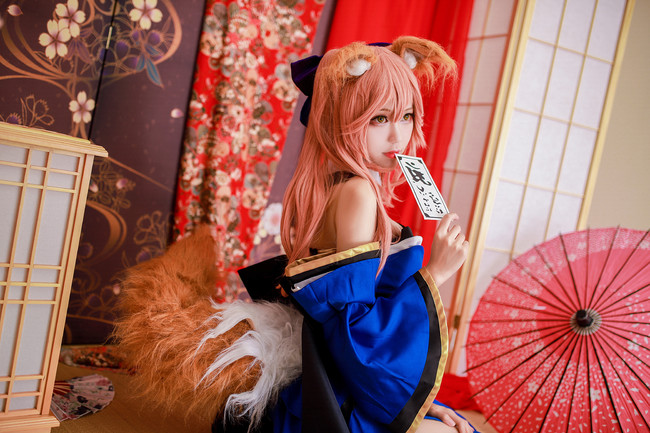 虎牙猛男杯:单局十六淘汰破纪录蛋糕,4AM携手XQF轻松晋级胜者组_半岛平台网页版登录入口(图2) 半岛平台网页版登录入口